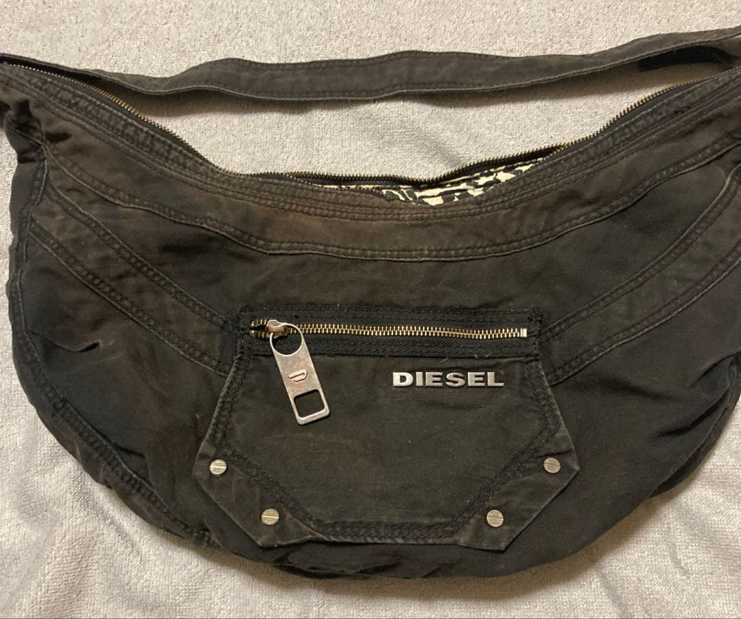 希少　レア　ディーゼルDIESEL ショルダーバック 肩掛けバック