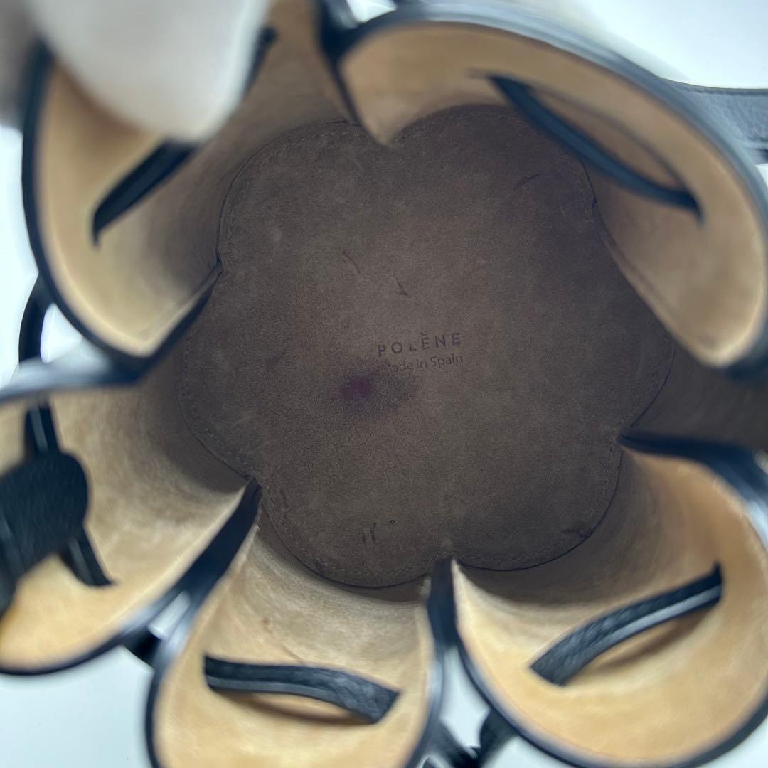 美品 ポレーヌ カヌレ ショルダーバッグ ブラック レザー レディース 斜めがけ