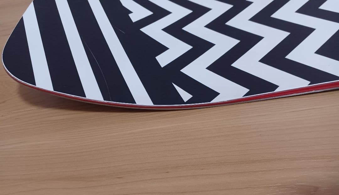 NOVEMBER WOW　スノーボード　板