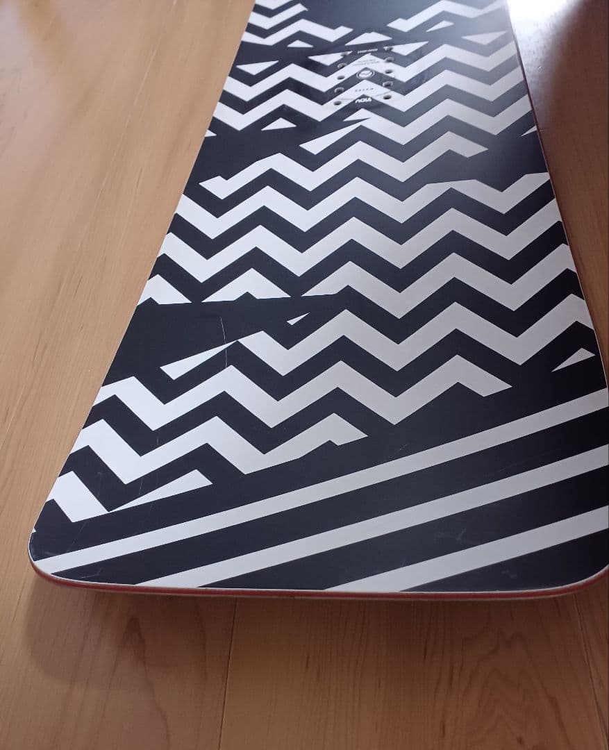 NOVEMBER WOW　スノーボード　板