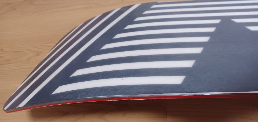 NOVEMBER WOW　スノーボード　板