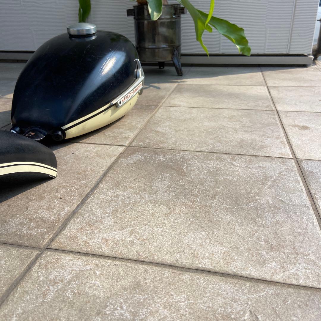 HARLEY-DAVIDSON ピーナッツタンク ミディアムトンネル