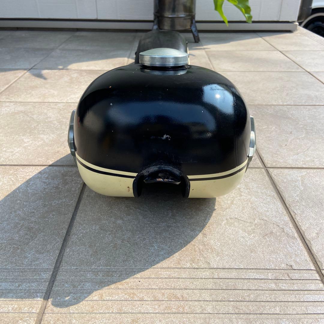 HARLEY-DAVIDSON ピーナッツタンク ミディアムトンネル