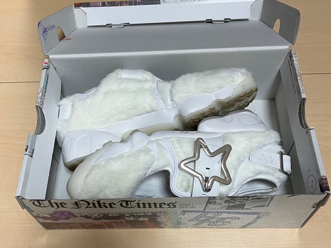 NIKE エアリフト　culture day タビスニーカー