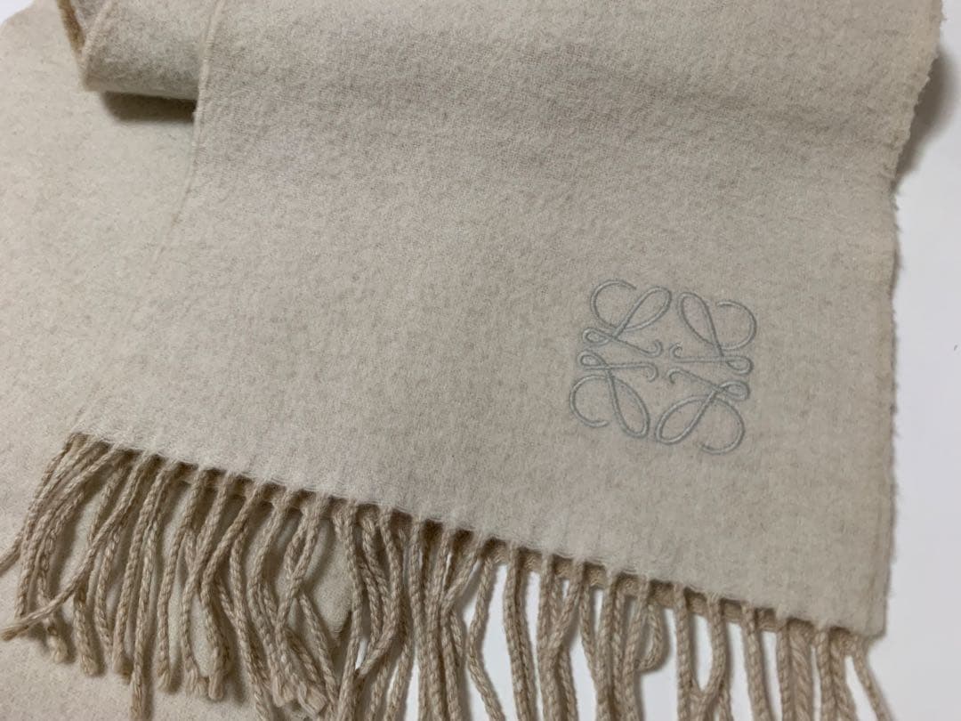 ロエベ　バイカラースカーフ