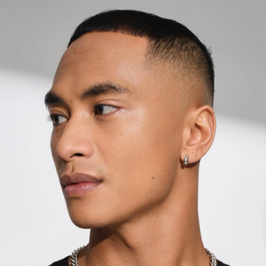 Tomwood Ice huggies トムウッド アイスハギー ピアス