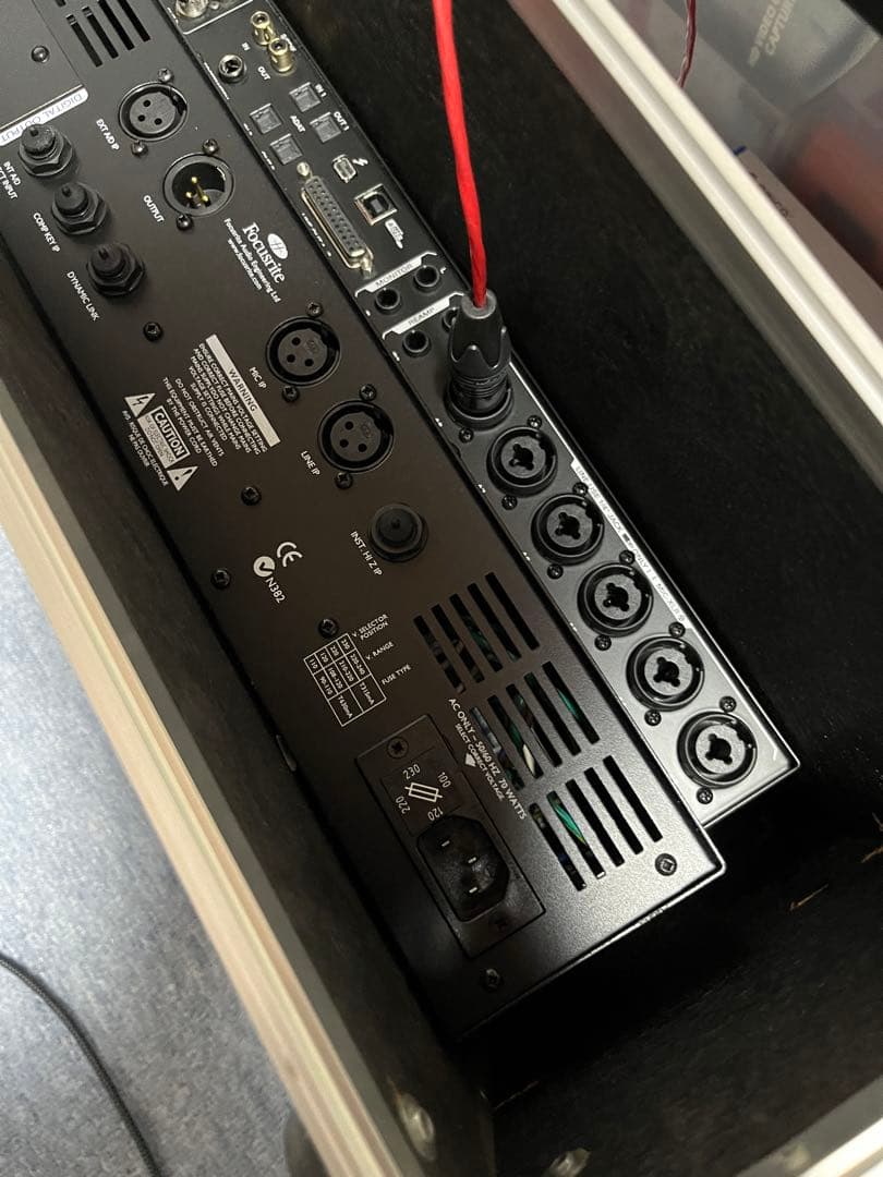 ギターマン　focusrite ISA220 チャンネルストリップ