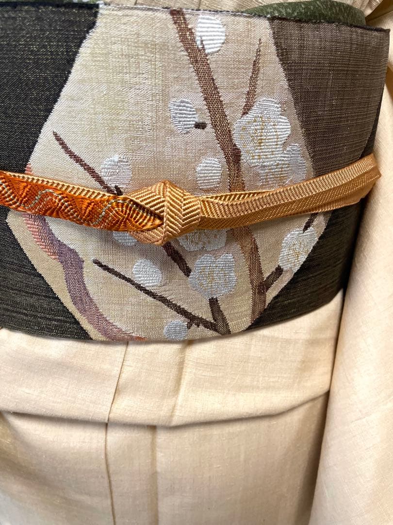 未使用　袷　正絹　一つ紋入り　紬　身丈（肩から）160.5㎝　身幅やや広め