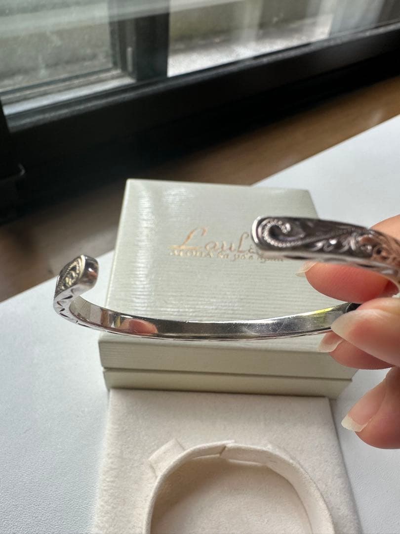 ハワイアンジュエリー　バングル