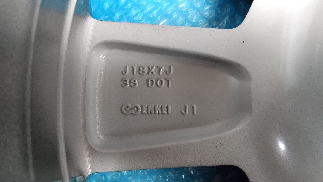 納車前外し 三菱 デリカ 純正 18インチアルミホイール 1本 新車外し