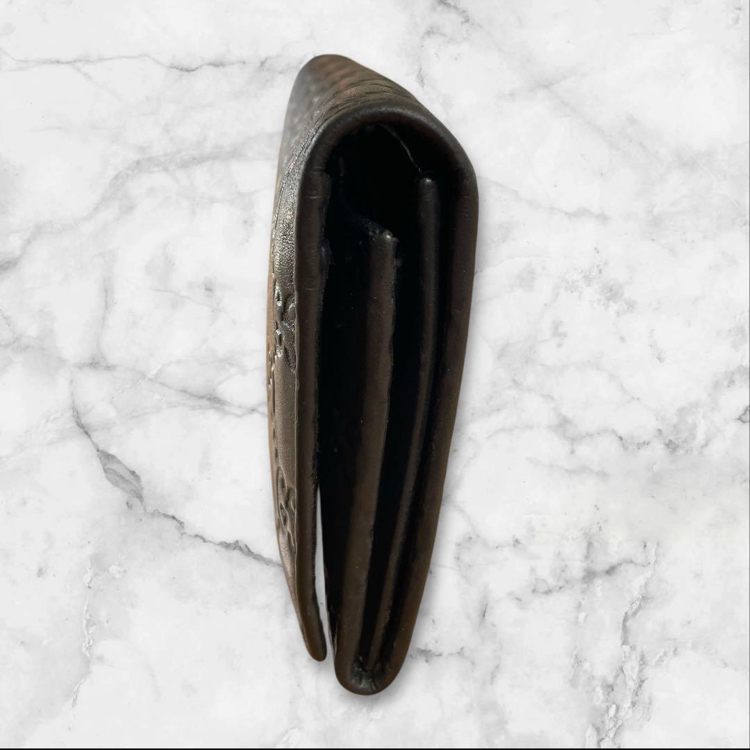 訳あり美品✨　GUCCI グッチ GG柄　シマレザー 　二つ折り長財布 ブラック