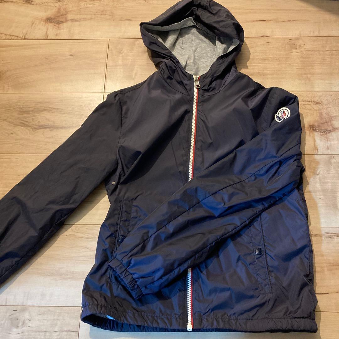 MONCLER kidsフード付きネイビージャケット