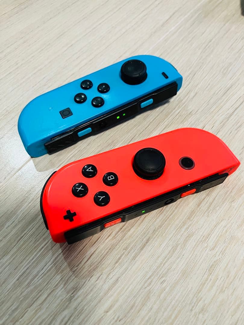 【再出品】Switch本体+純正プロコンセット+microSD・オマケ付き！