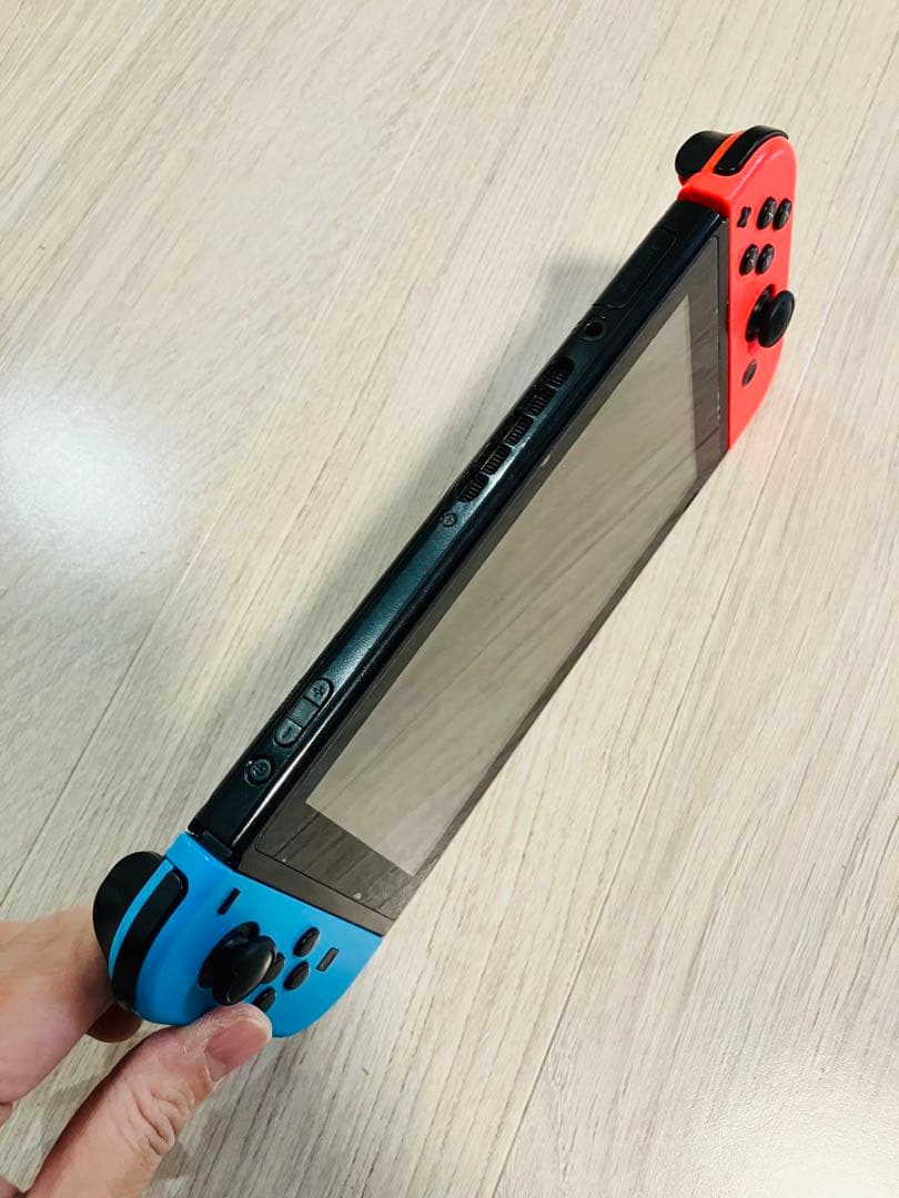 【再出品】Switch本体+純正プロコンセット+microSD・オマケ付き！