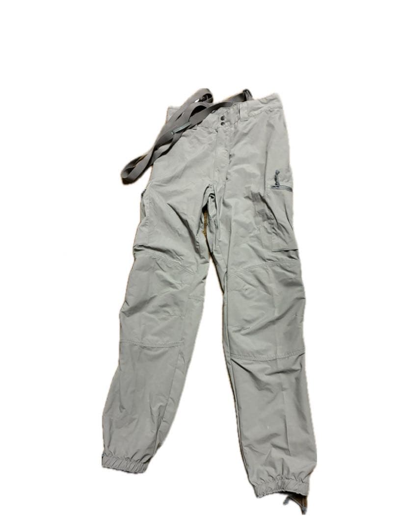 K*T様 【未使用品】patagonia mars level5 pants