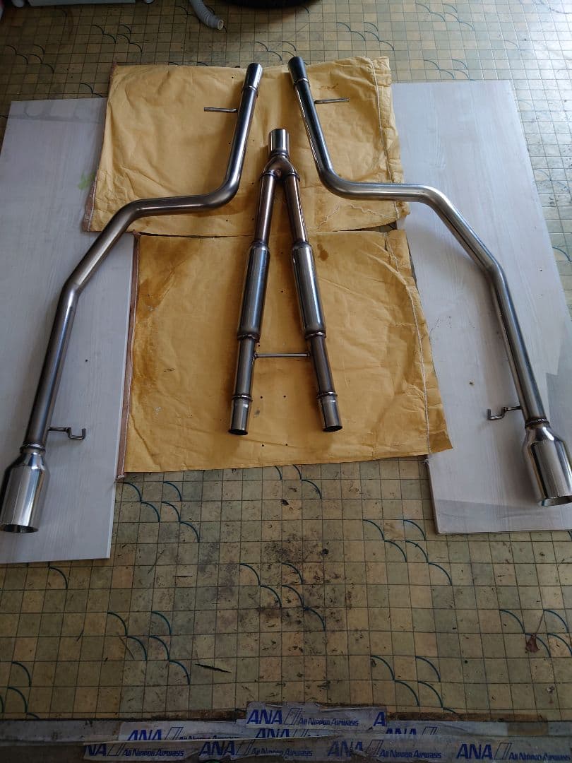 30/31セルシオ専用　スリーキャッツマフラー