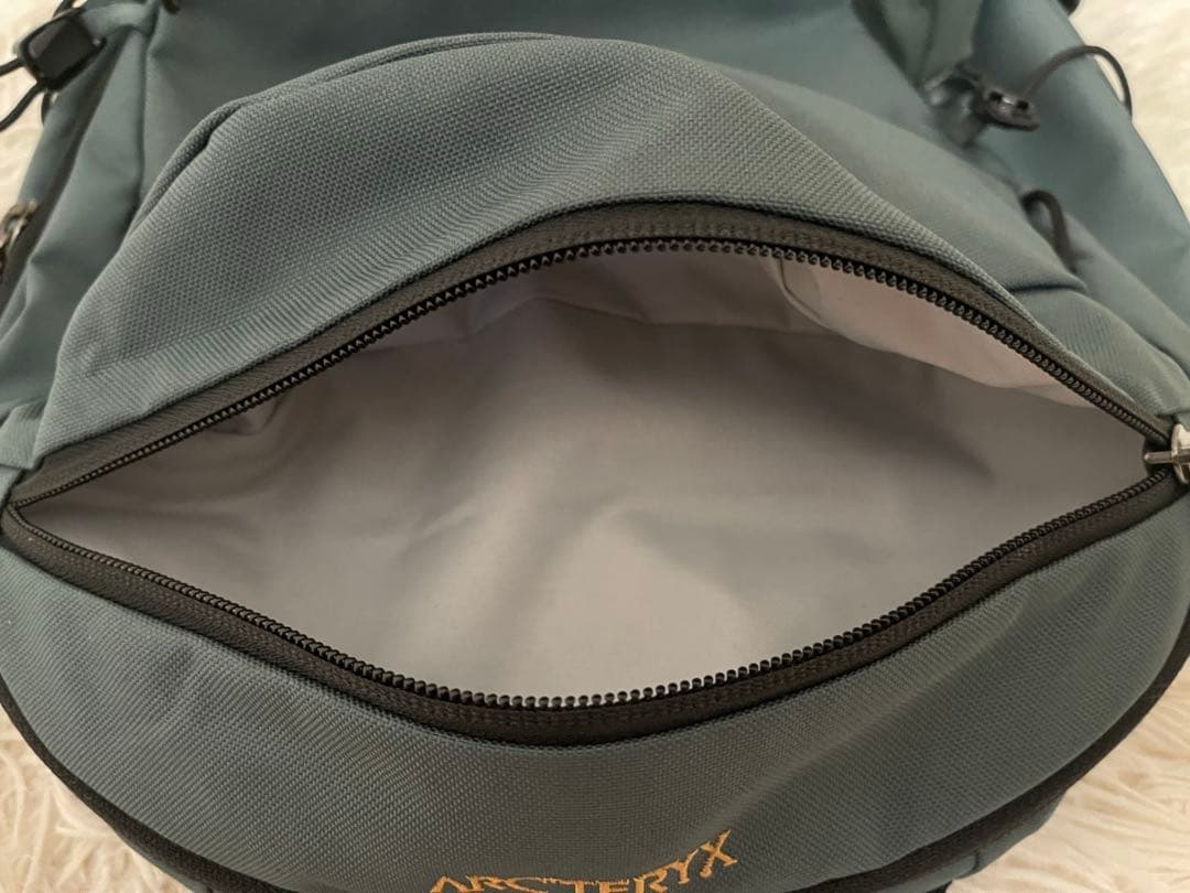 アークテリクス マンティス 16 バックパック リュック グリーン オリーブ