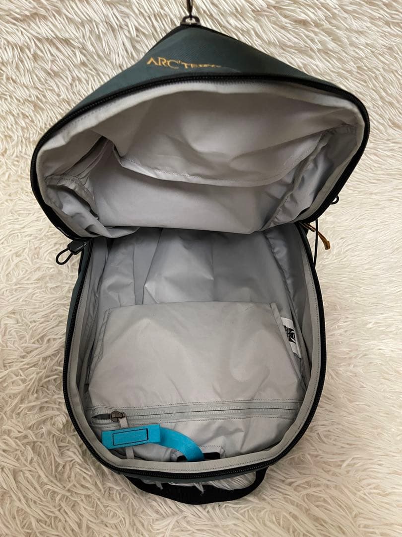 アークテリクス マンティス 16 バックパック リュック グリーン オリーブ