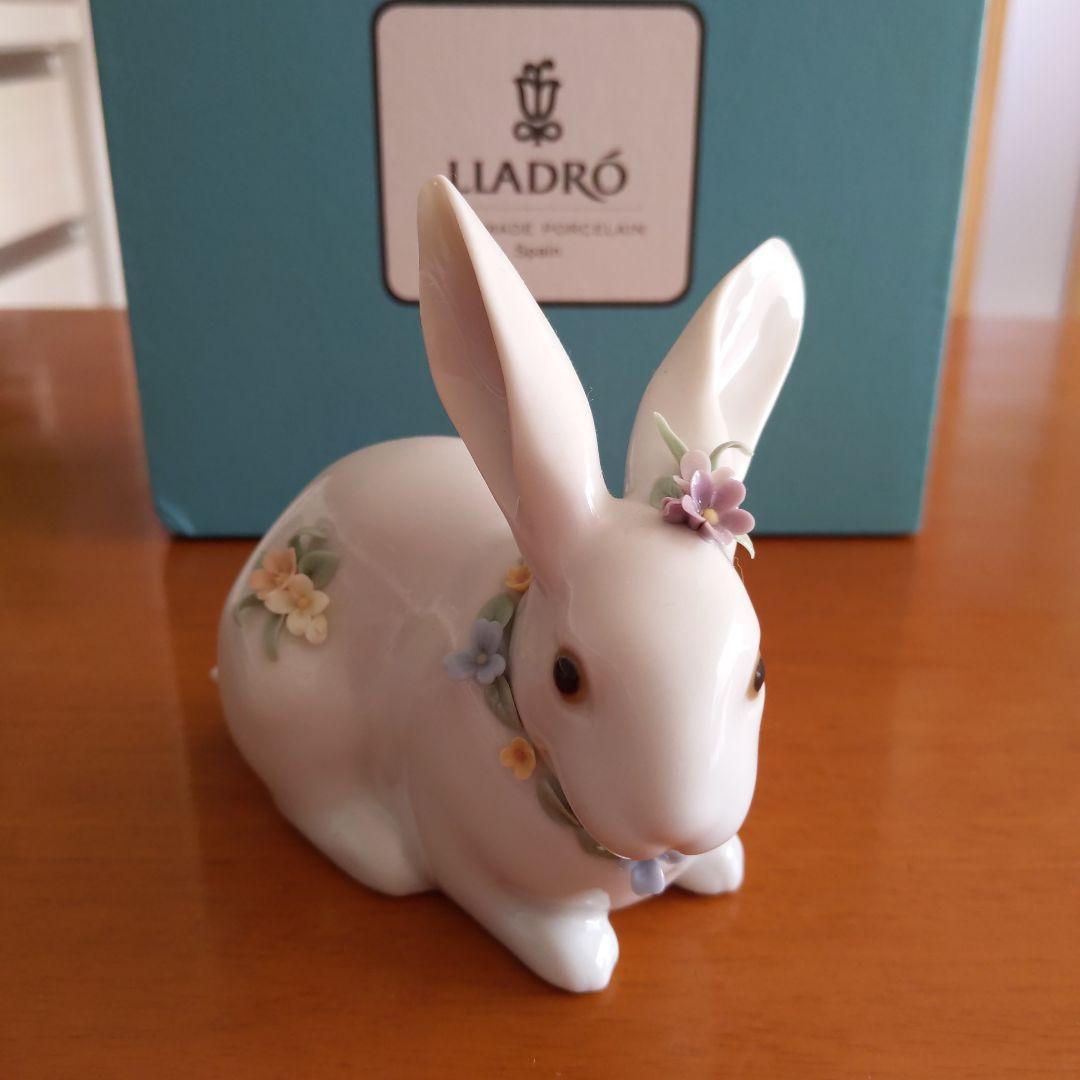 ⬜*︎様 Lladro ウサギのポーセリン置物 約10cm