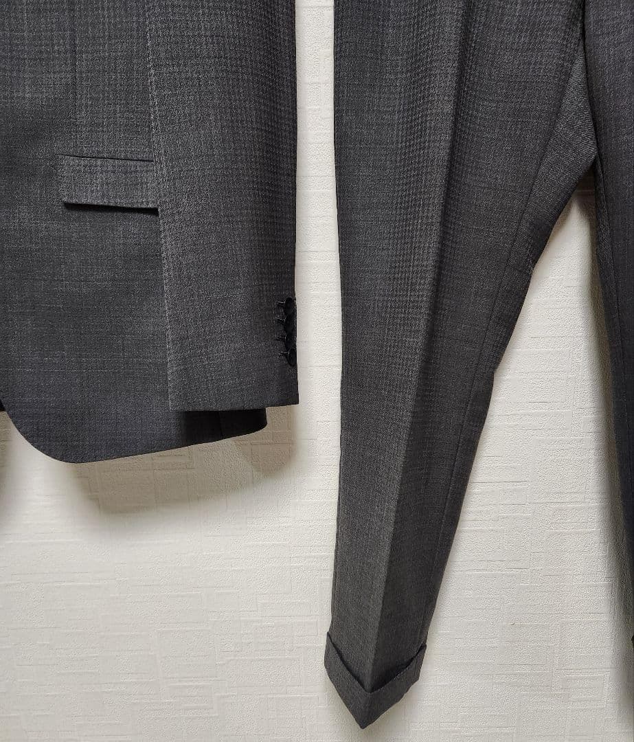 スーツセレクト　メンズ　スーツ　スリーピース　グレー　シャドーチェック柄　美品