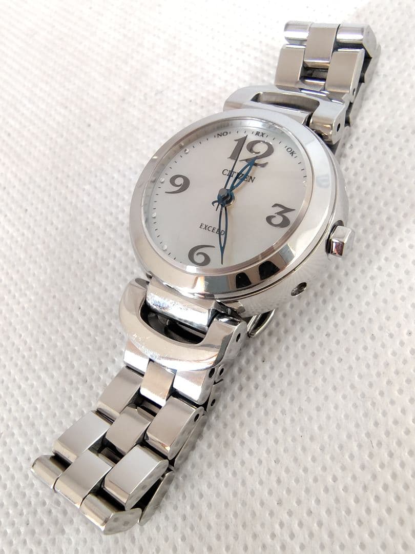 【電波ソーラー、極美品、希少】シチズン　エクシード　マニフィーク　白蝶貝ダイヤル