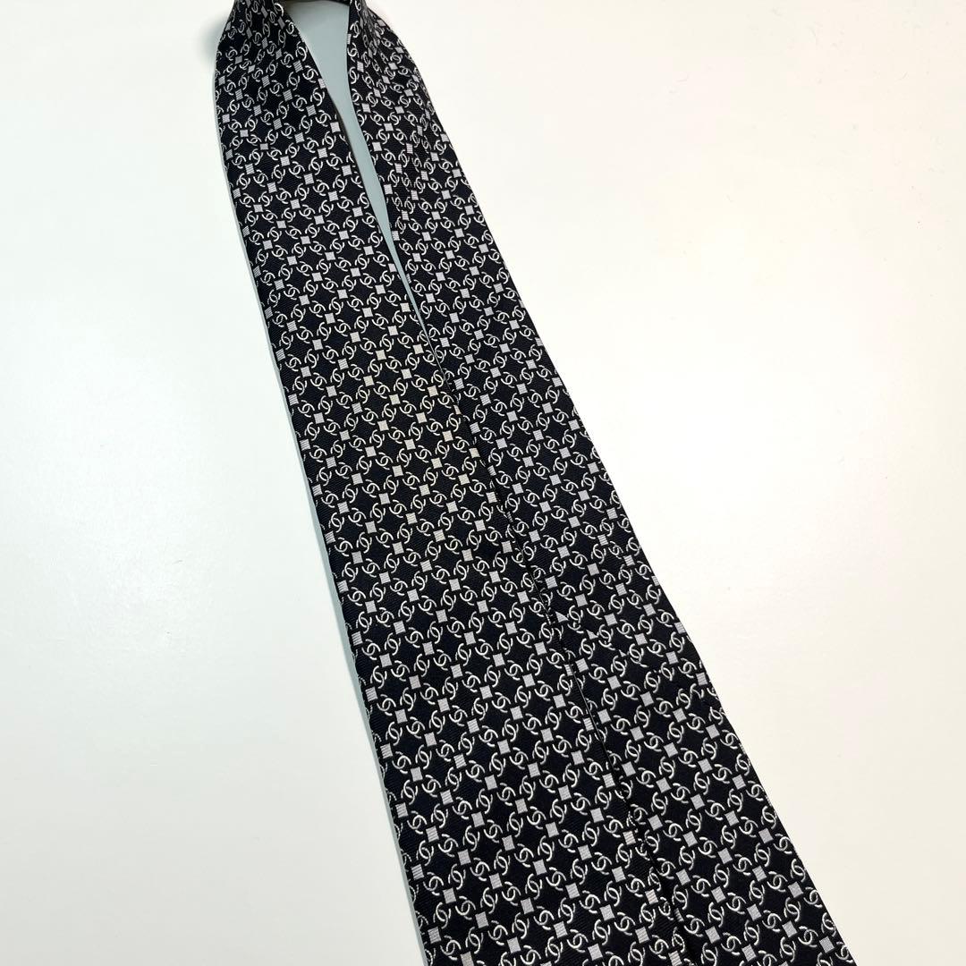 ✨良品✨ CHANEL シャネル　ネクタイ　高級シルク　ココマーク　総柄