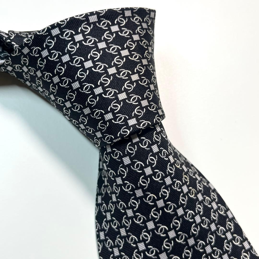 ✨良品✨ CHANEL シャネル　ネクタイ　高級シルク　ココマーク　総柄