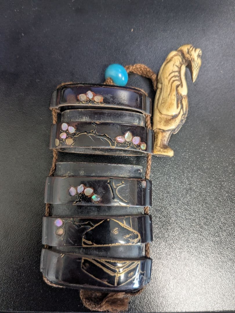 印籠　骨董品 桜模様