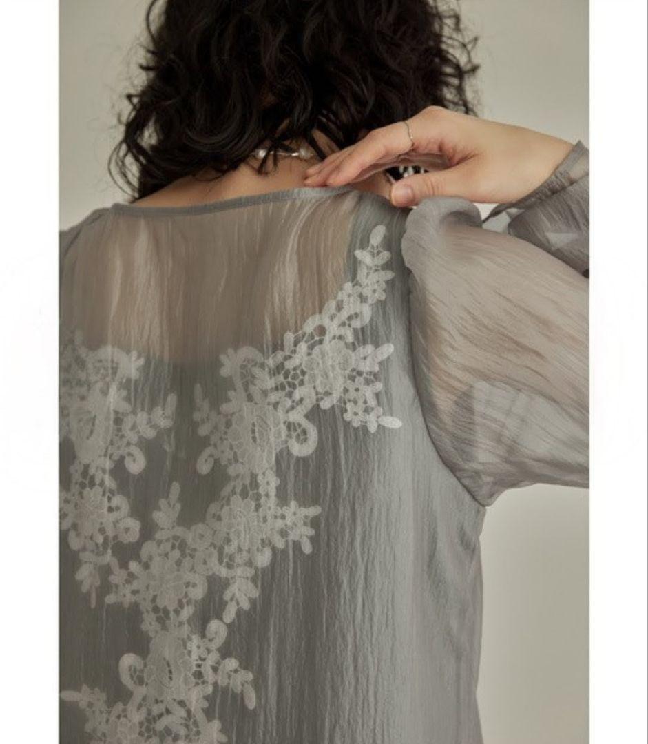 極美品 niana ニアナ ドリードール シアーAラインワンピース M 結婚式