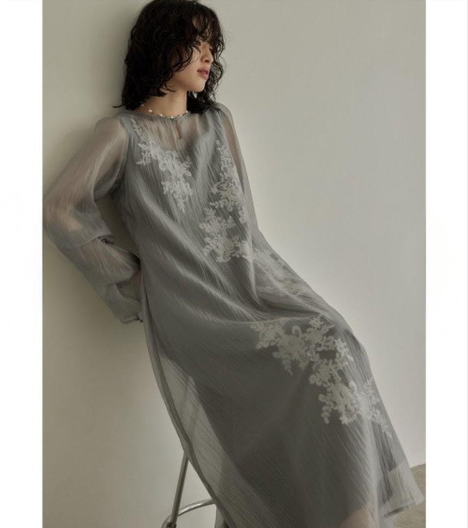 極美品 niana ニアナ ドリードール シアーAラインワンピース M 結婚式