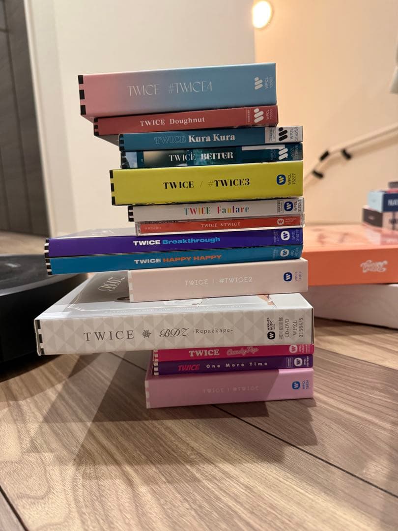TWICE アルバム集日本韓国版ほぼコンプリート　付属特典多数あり　値下げ可能