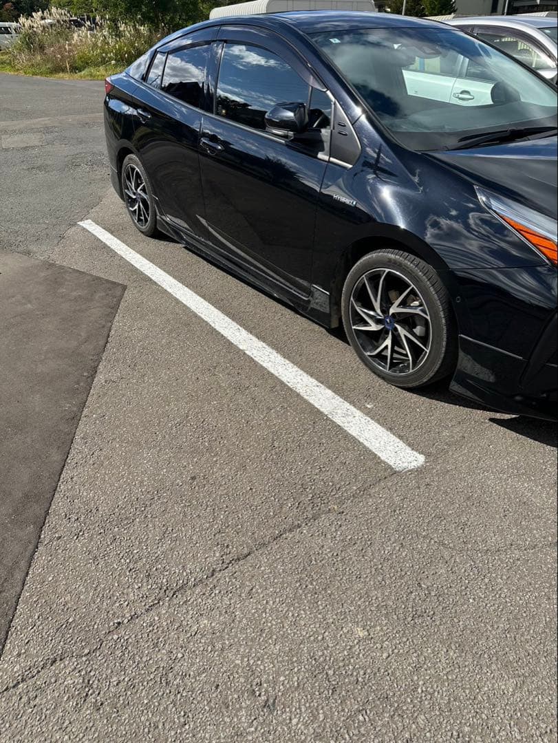 17インチ アルミホイール & タイヤ4本セット FORTUNA 50プリウス