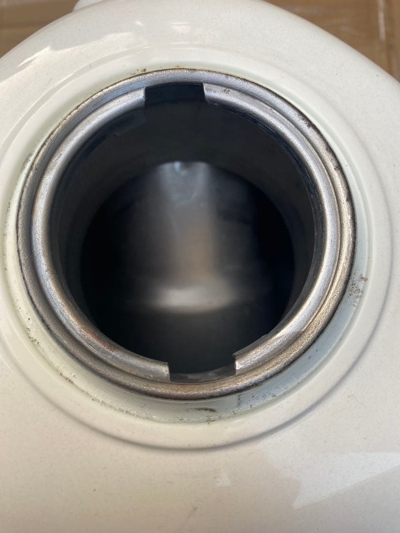 ヤマハセロー　バイクタンク ホワイト