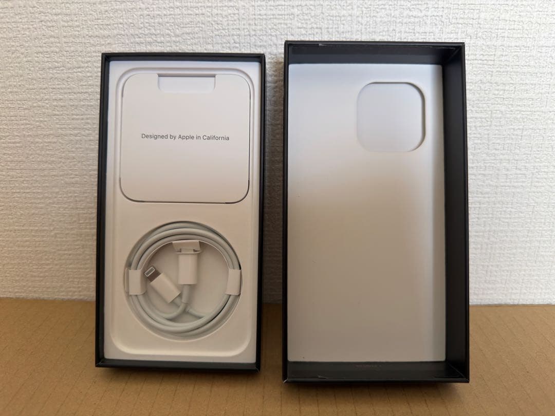 iPhone13pro 256GB＋ ライトニングデジタルAVアダプタHDMI