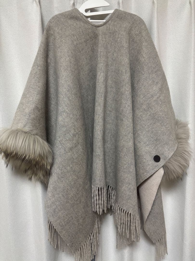 GRACE CONTINENTAL ファー付きポンチョ　美品
