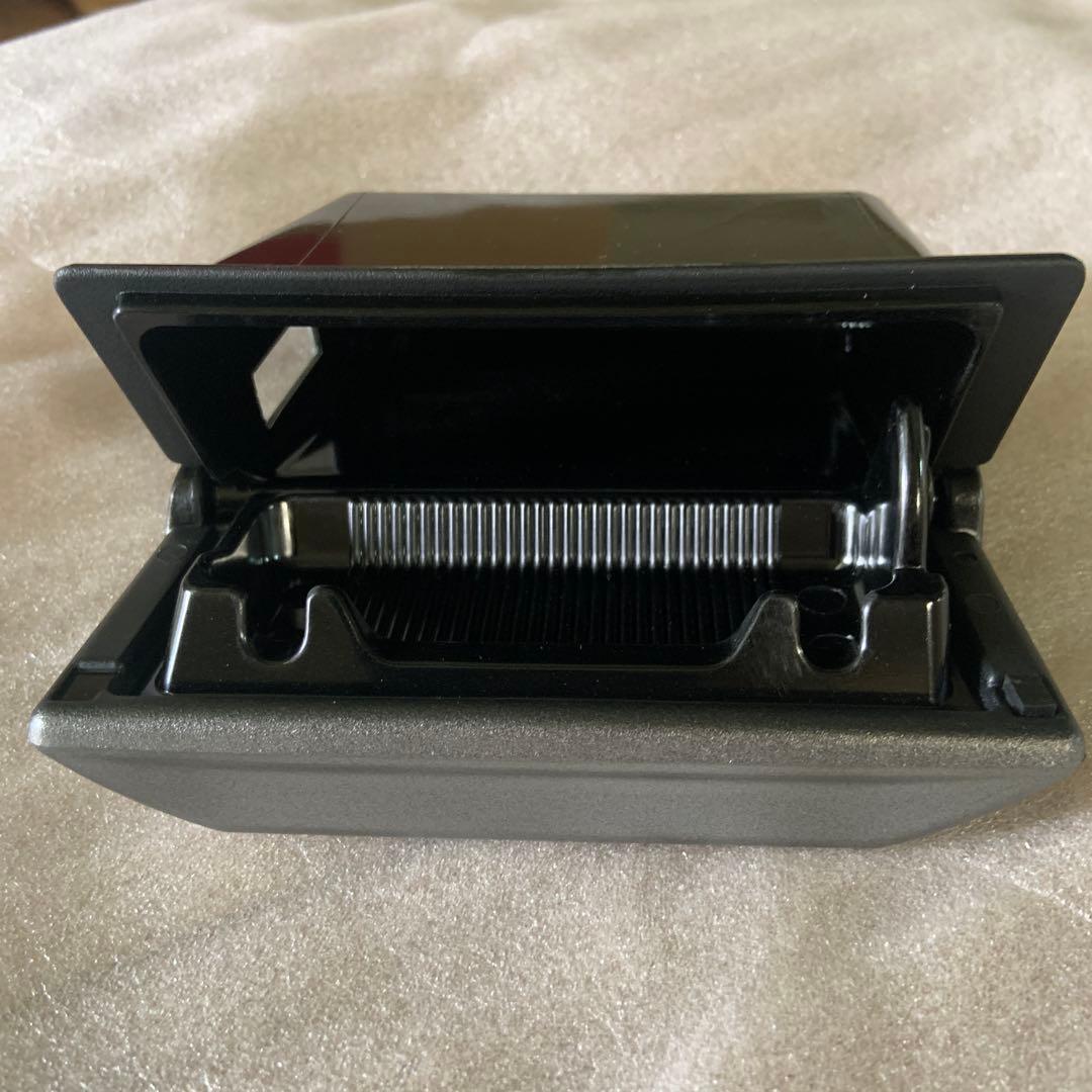 スカイライン　ER34 後期型　ashtray