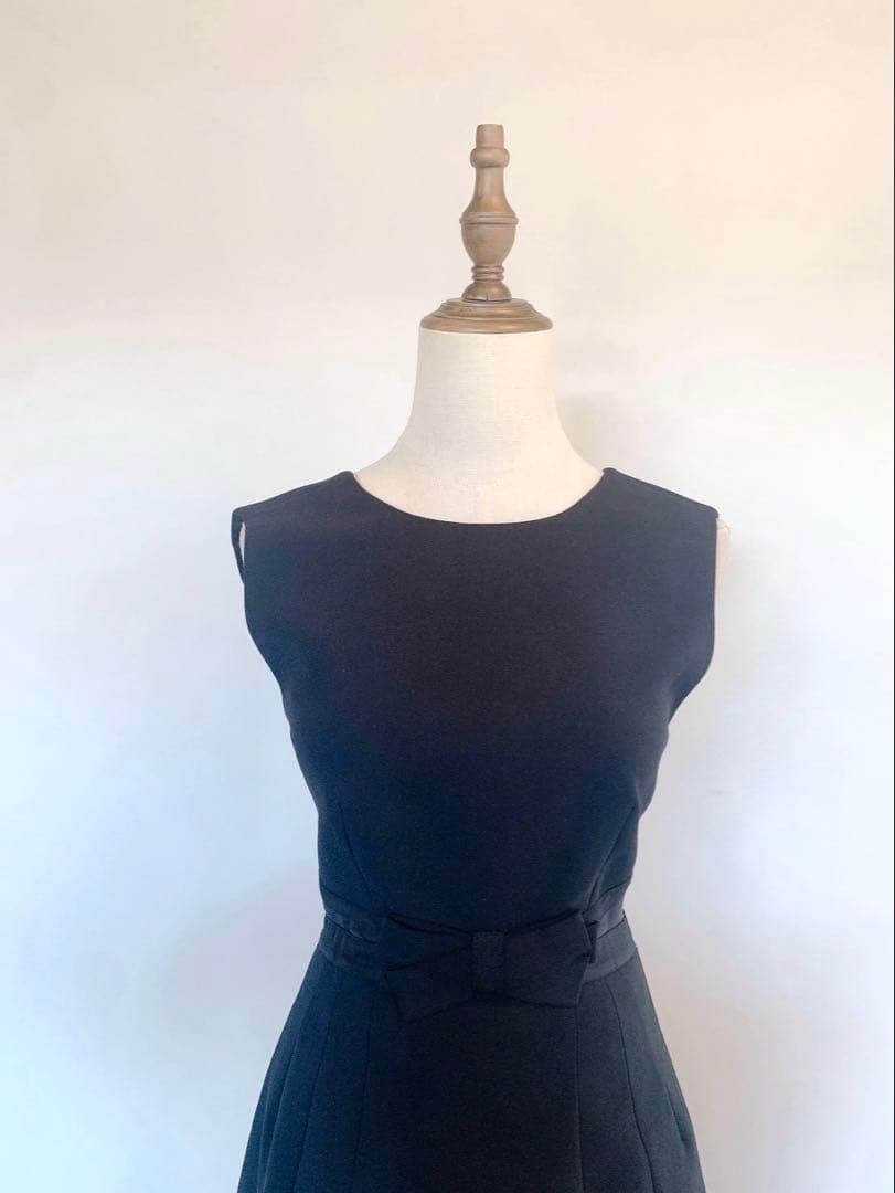 【極美品】TED BAKER ビジューブラックドレスワンピース1123