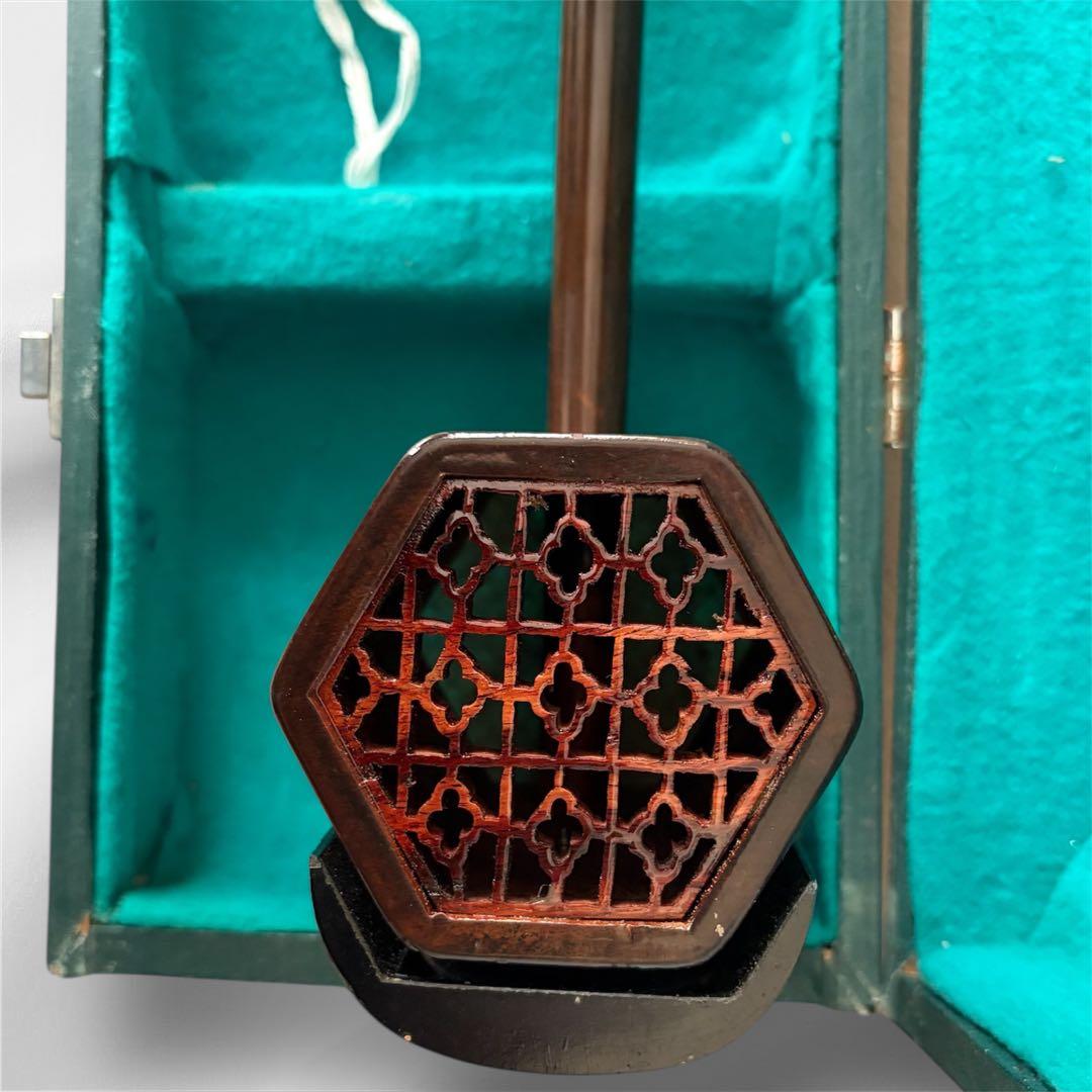 【二胡 】敦煌牌入門向け 本皮仕様 南胡 木製本体 弦・駒付 ハードケース付き