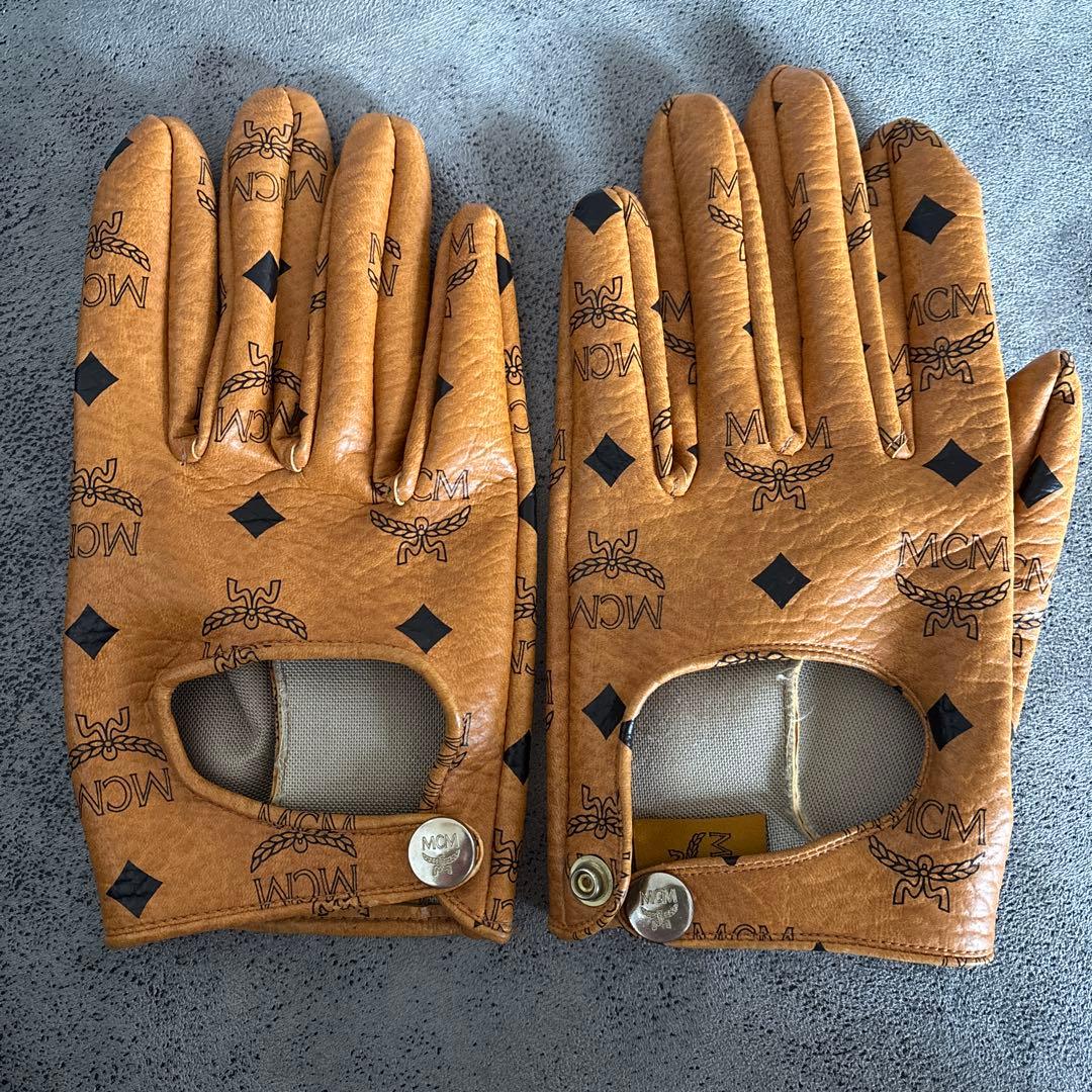 MCM ブラウンレザー オープンフィンガー手袋