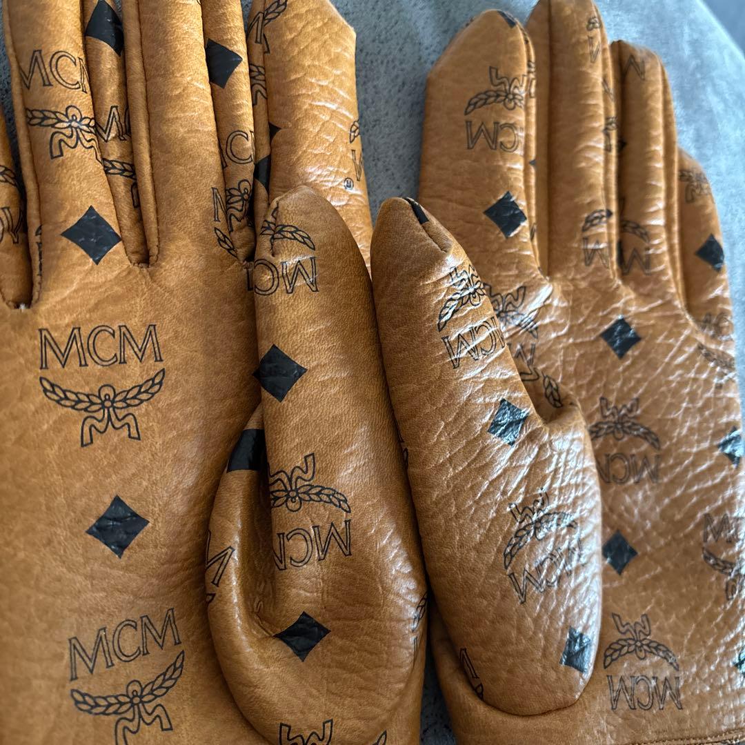 MCM ブラウンレザー オープンフィンガー手袋