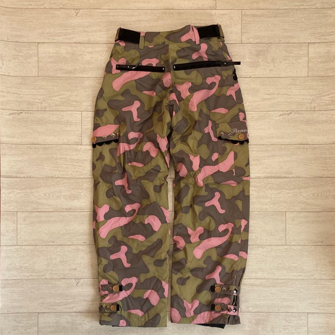 美品☆スノーボードウェアセット／カモフラージュピンク／スタッズ・レース・ファー付