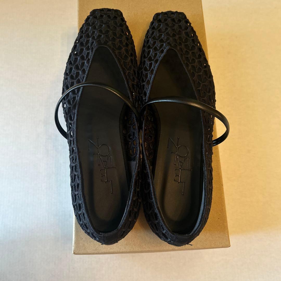 LE TALON ルタロン　スクエアクロシェストラップフラット