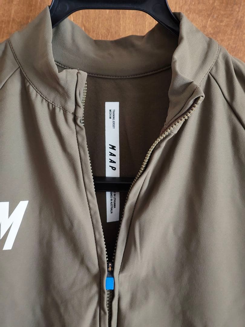 タグ付き美品  マープ トレーニング LSジャージ M オリーブ