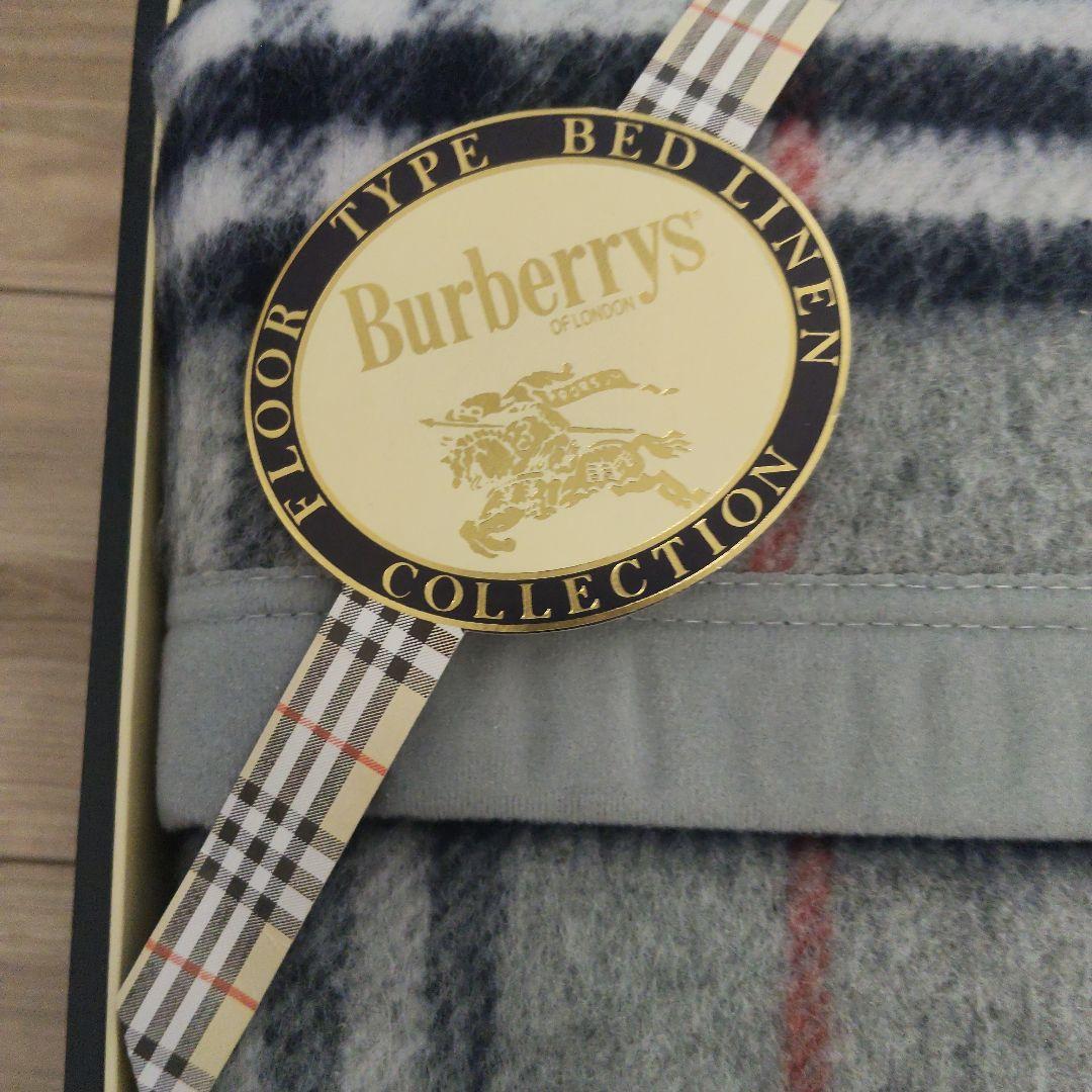 新品未使用　BURBERRYSノバチェック柄 ウール100％　純毛毛布　西川産業