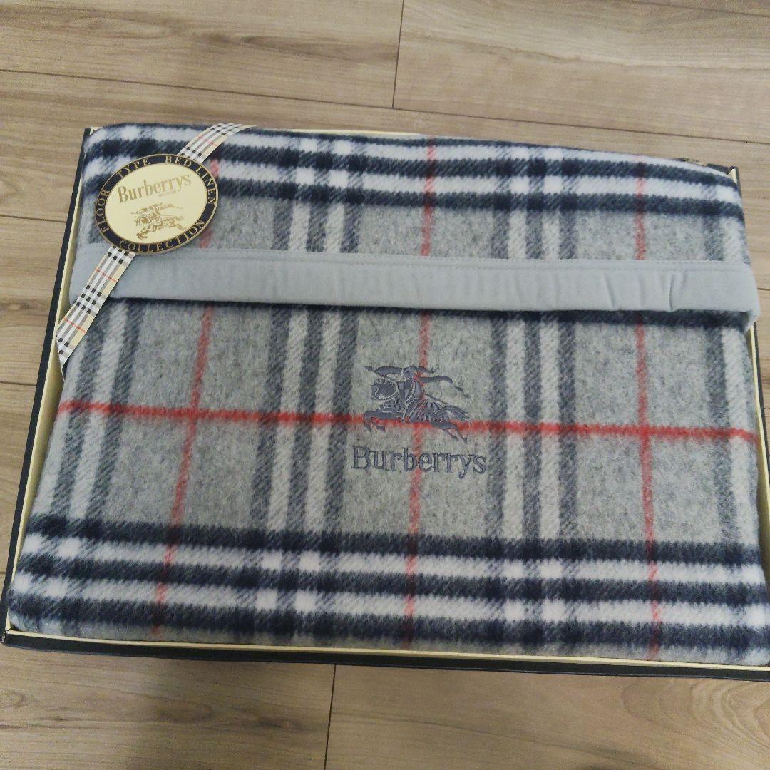 新品未使用　BURBERRYSノバチェック柄 ウール100％　純毛毛布　西川産業