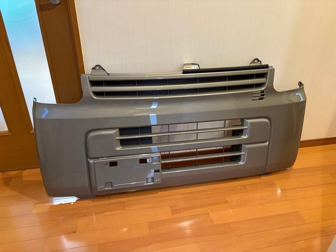 DA17V スズキ　エブリイ　フロントバンパー　モスグレーM