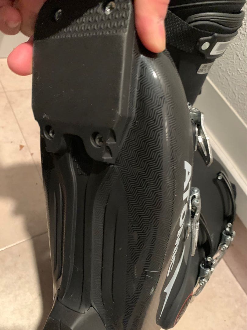 【緊急大幅お値引き‼️】ATOMIC スキーブーツ HAWX R90 MAGNA