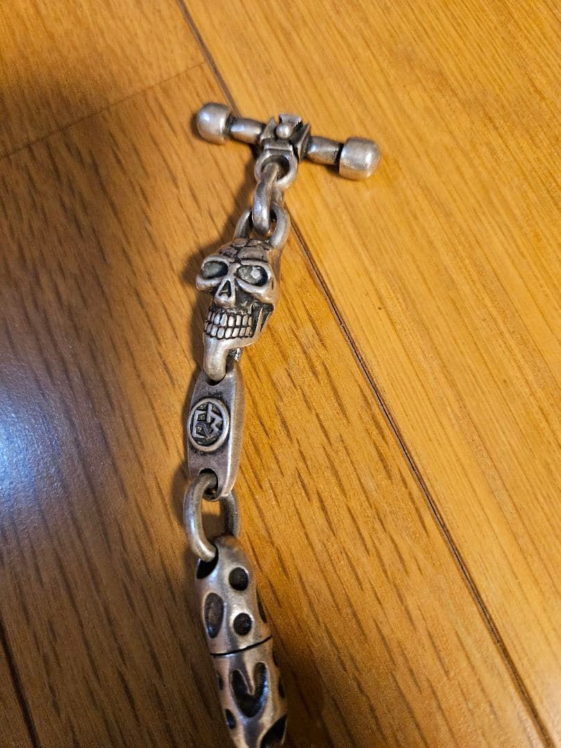 スカルデザイン ウォレットチェーン　トラヴィス？