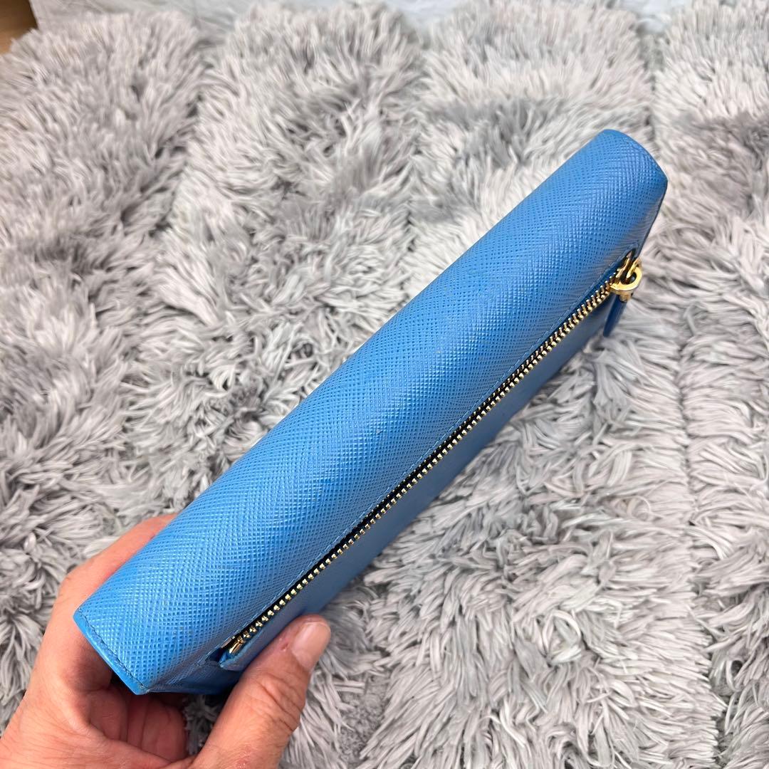 良品✨PRADA サフィアーノ　メタルロゴ　ライトブルー　レディース　長財布
