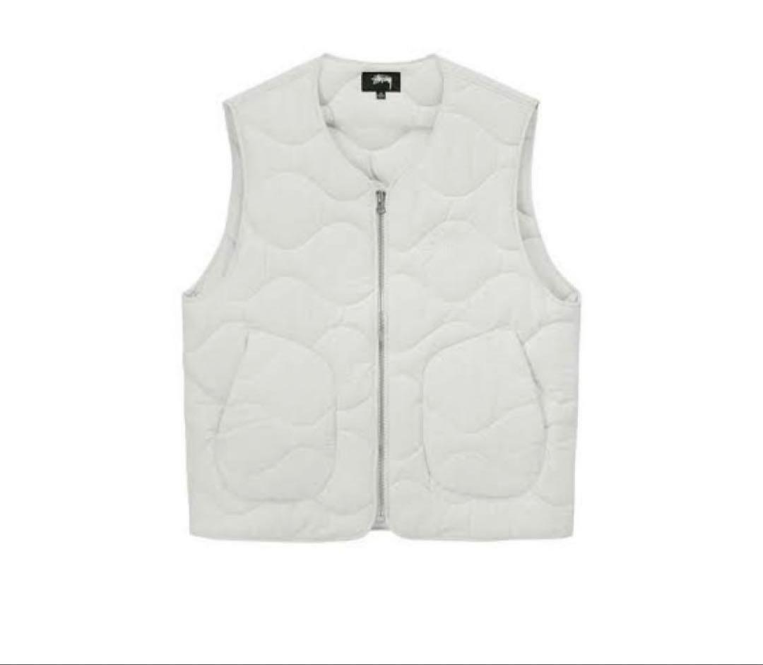 本日限定価格　stussyダウンベスト・キルティングベスト
